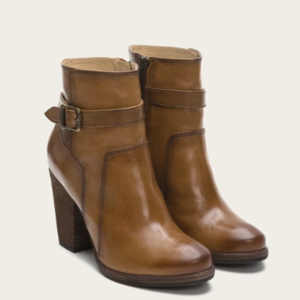 $379 Frye Patty Tan Brown Leather Belt Cute Almond Toe Fall/Winter Ankle Booties - Picture 3 of 16